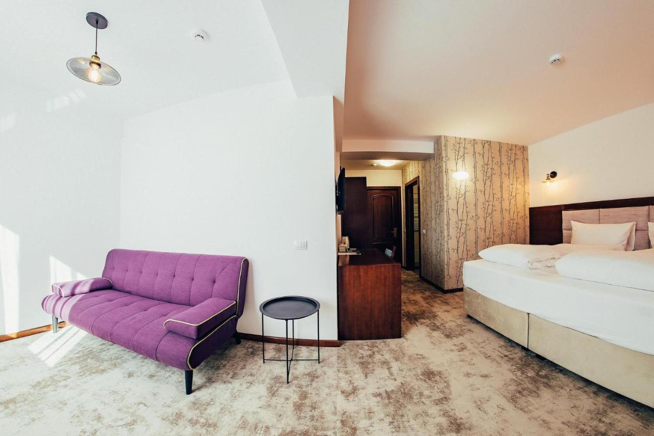 Hotel Buchenland Gura Humorului Eksteriør billede